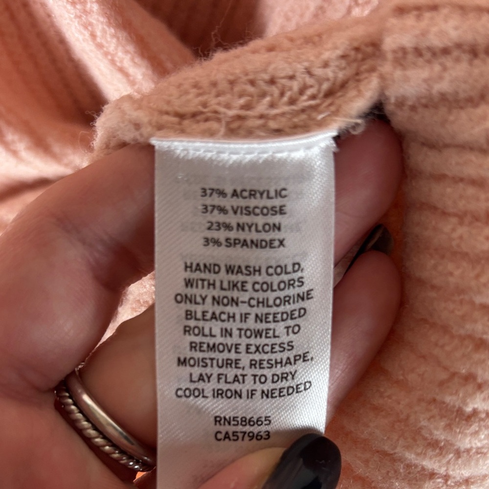 Halogen Pink Ribbed Knit Sweater Medium - Picture 7 of 9
